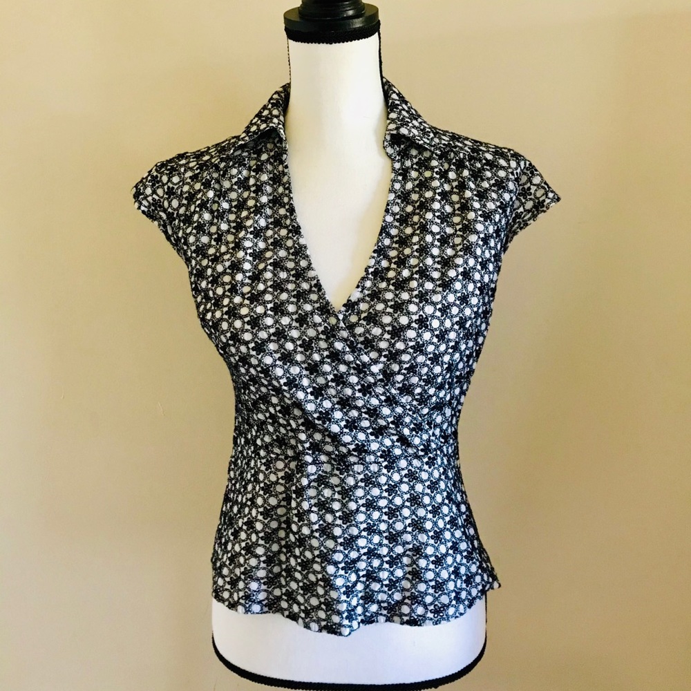 Ann Taylor LOFT Black & White Short Sleeve Blouse